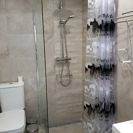 Apartament Luxury 2 Bedroom 50 M From *